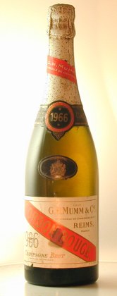 １９６６年　マム コルドン・ルージュ 　ワイン