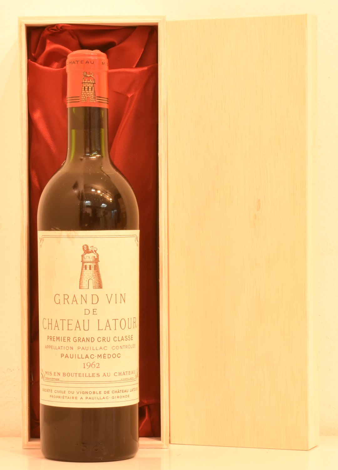 シャトー・ラ・トゥール・オー・ブリオン　1996 赤ワイン　フランス　ボルドー