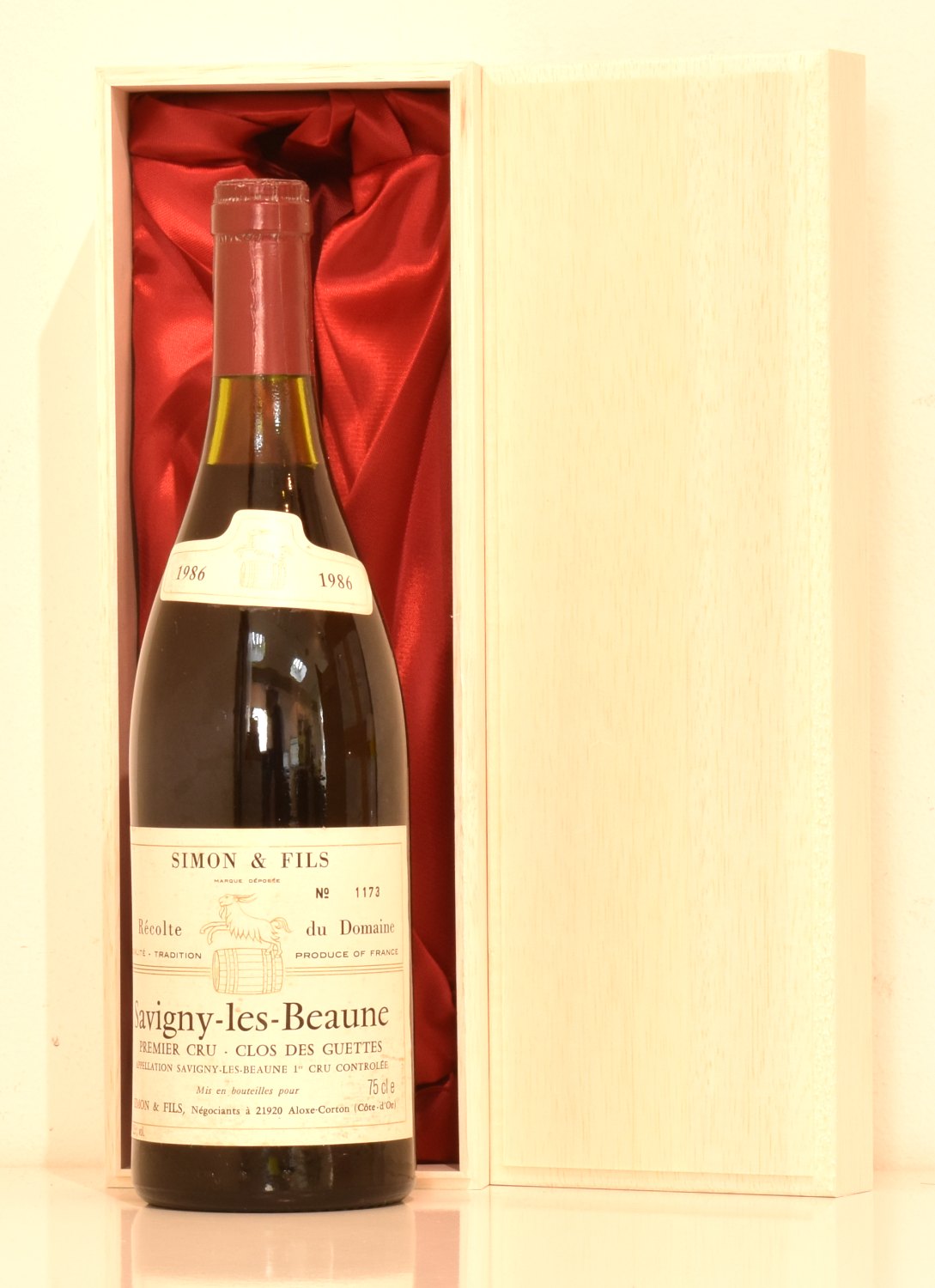 １９８６年　シモン・エ・フィス サヴィニー・レ・ボーヌ プルミエ・クリュ　クロ・デ・ゲット　ワイン