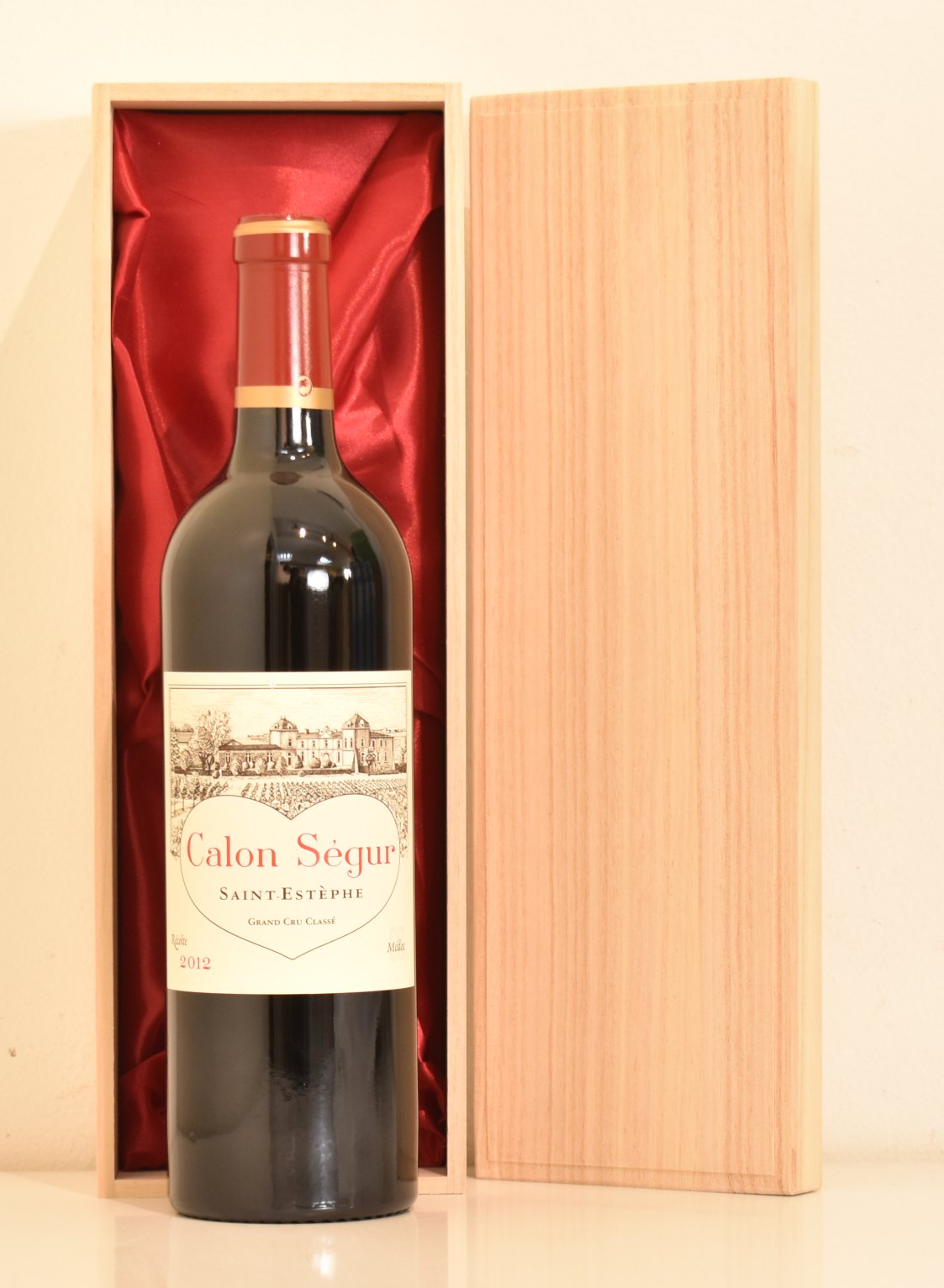 ２０１２年　シャトー・カロン・セギュール（愛を伝えるハートのラベルのワイン）　ワイン