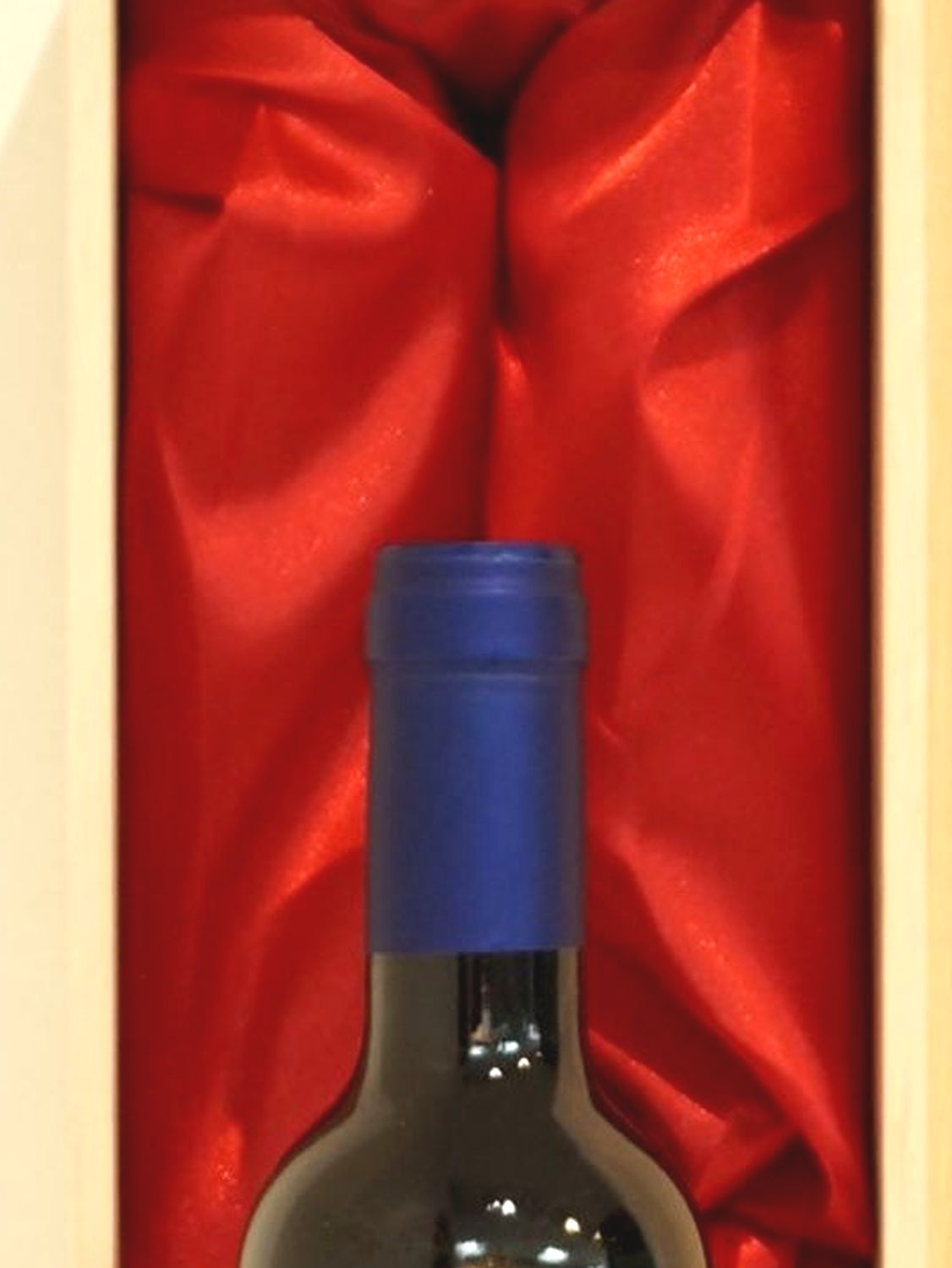 ２０１０年 サッシカイア ハーフボトル（375ｍｌ) 赤ワインの液面画像