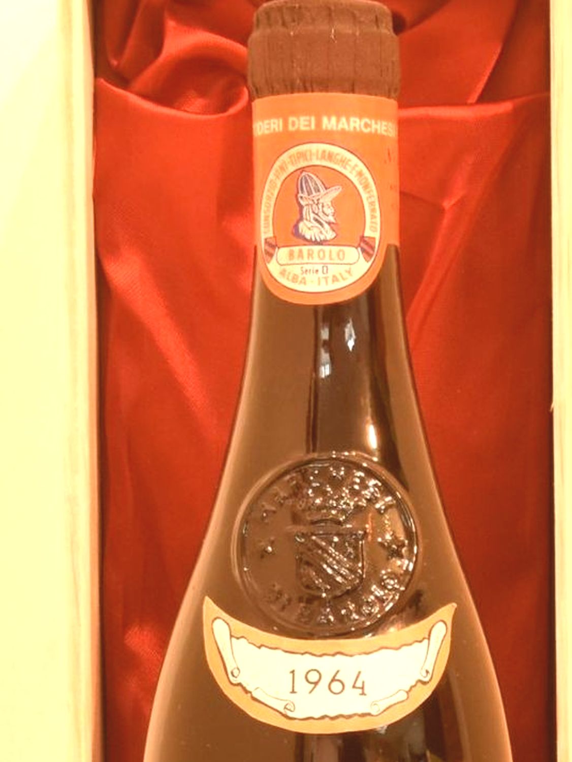 １９６４年 マルケージ・ディ・バローロ バローロ 赤ワインの液面画像