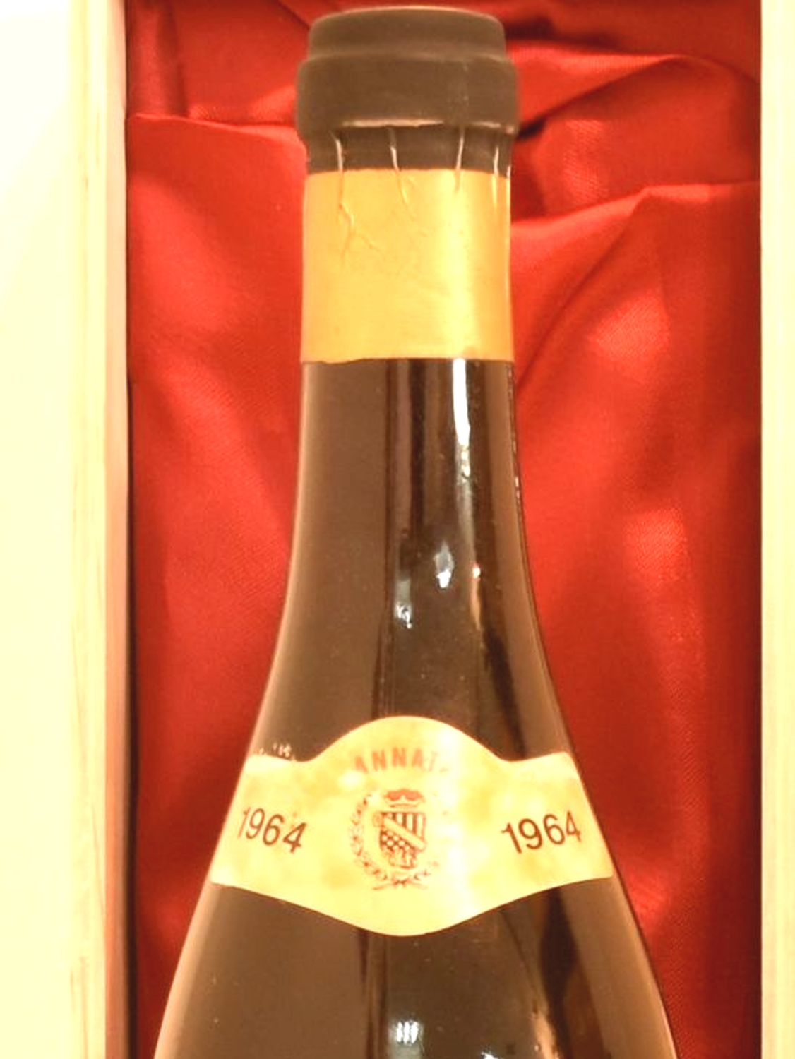 １９６４年 バローロ・カステラーナ 赤ワインの液面画像