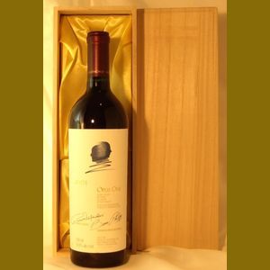 2001 Robert Mondavi & Baron Philippe-Rothchild Opus One   