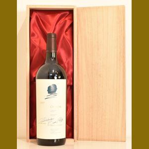 1997 Robert Mondavi & Baron Philippe-Rothchild Opus One   