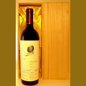 1995 Robert Mondavi & Baron Philippe-Rothchild Opus Oneアメリカ産ヴィンテージワイン