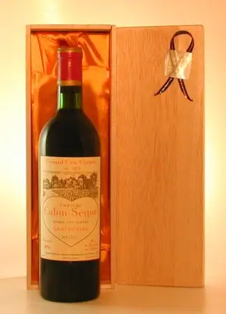 １９７４年 シャトー・カロン・セギュール（愛を伝えるハートのラベルのワイン） 赤ワイン