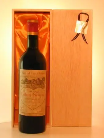 １９５９年 シャトー・カロン・セギュール（愛を伝えるハートのラベルのワイン）（ラベルの状態をご確認ください） 赤ワイン