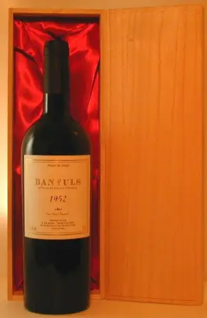 １９５２年　バニュラス　(甘口ワイン）