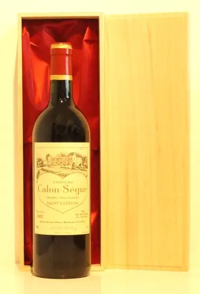 １９９２年 シャトー・カロン・セギュール（愛を伝えるハートのラベルのワイン） 赤ワイン
