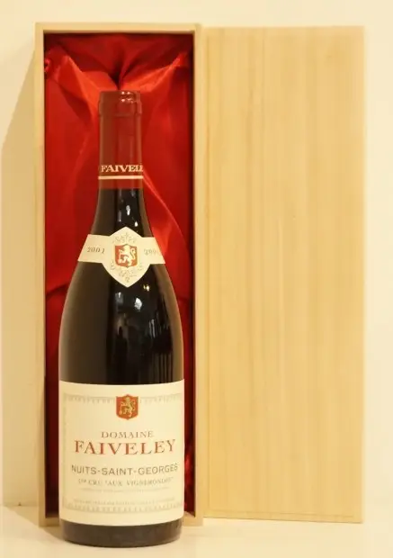 ２００１年　Faiveley　Nuits-St.-Georges 1er Cru Aux Vignerondes