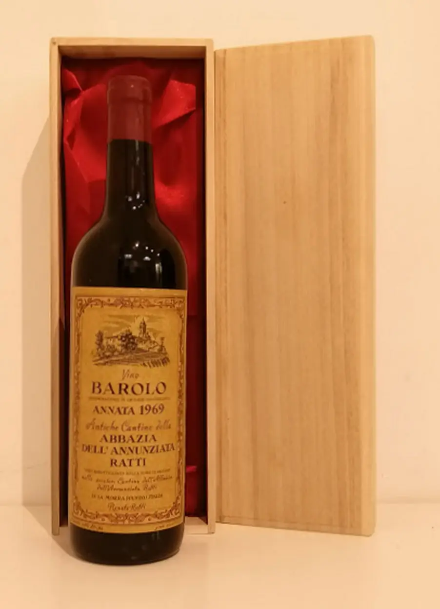  １９６９年　バローロ　Renato Ratti Barolo Abbazia dell Annuziata