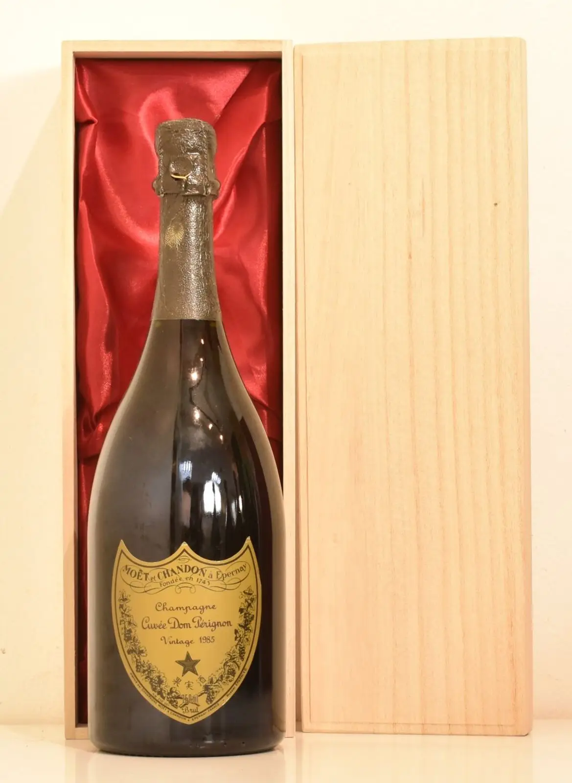 1985ビンテージ　ドンペリCuvée Dom 1985年 ドン・ペリニョン 白 シャンパン｜生まれ年ギフト
