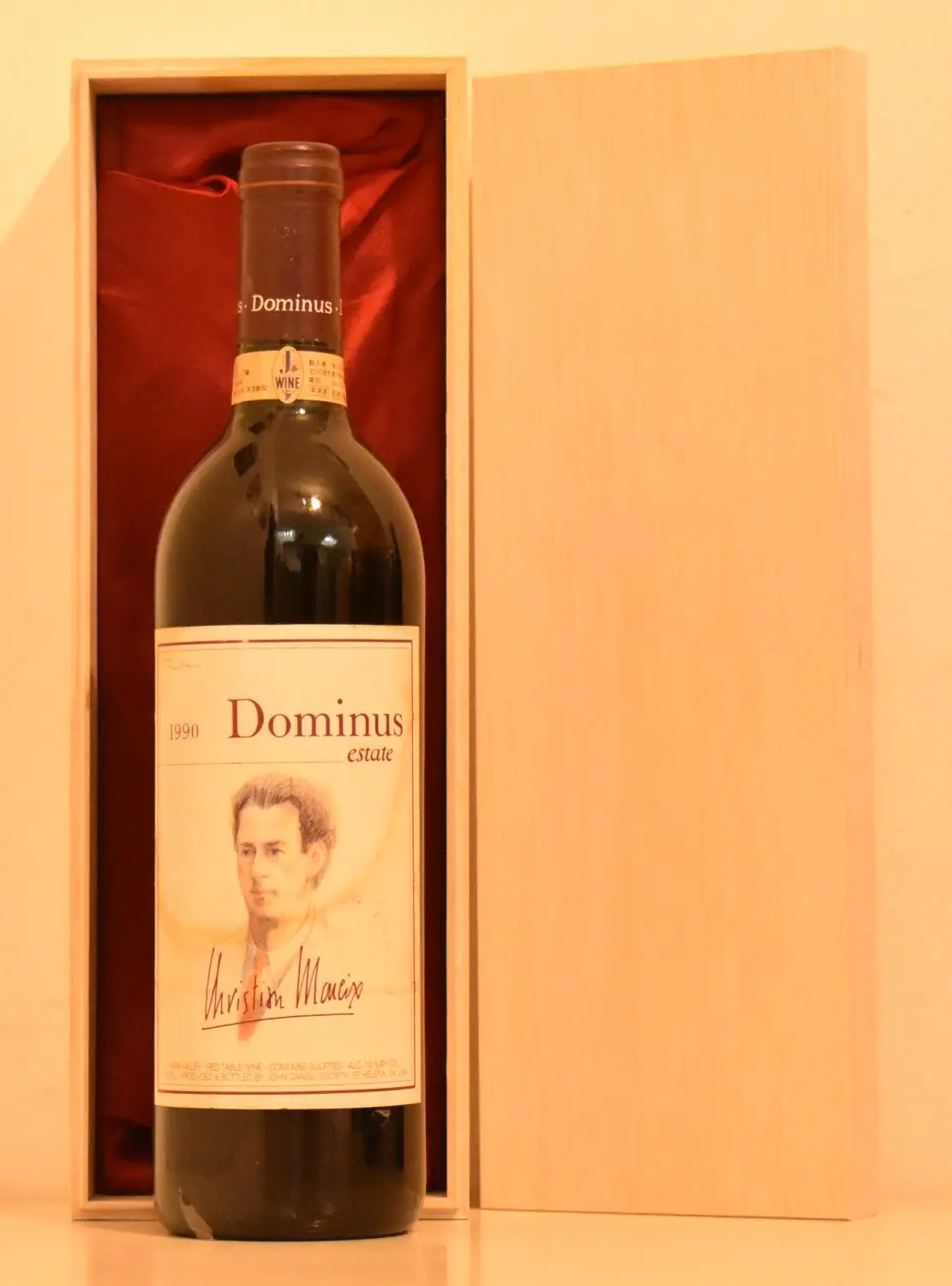 １９９０年　ドミナス・エステート