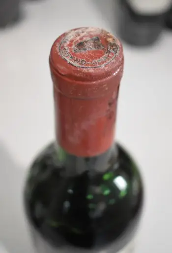 1968年 シャトー・ラトゥール (コルクの状態をご確認ください