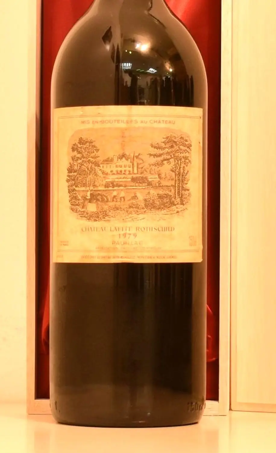 1979年 シャトー・ラフィット・ロートシルト（マグナムボトル