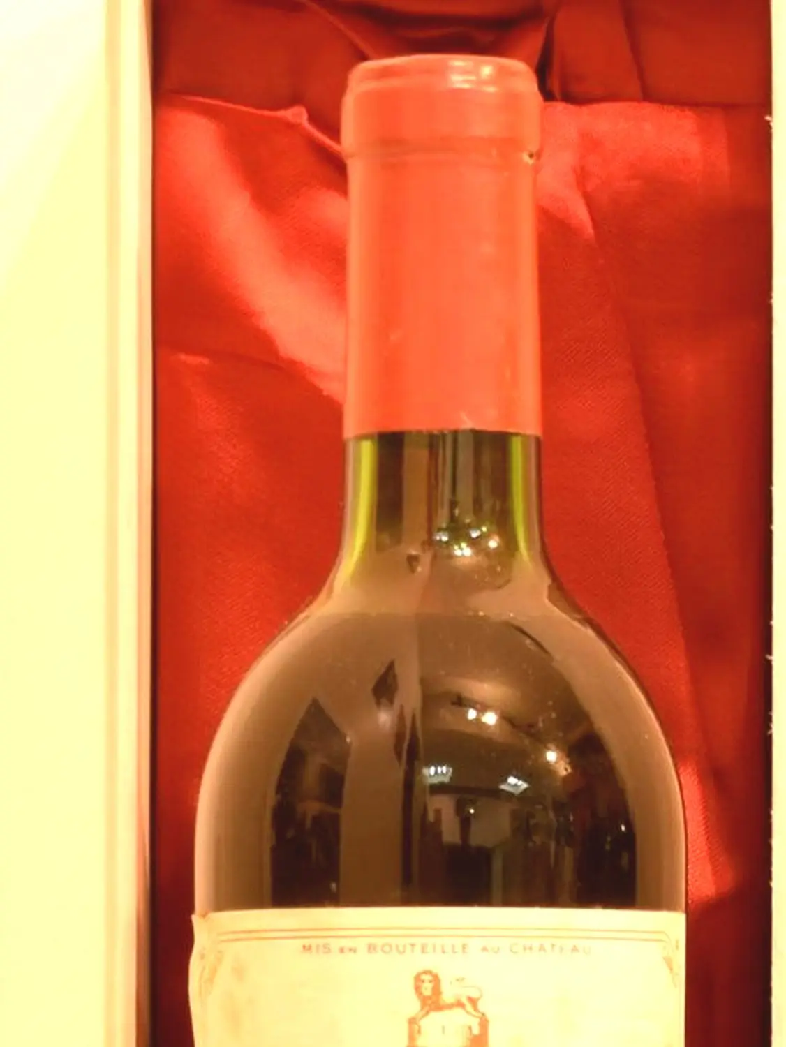 1966年 シャトー・ラトゥール 赤ワイン｜生まれ年ギフト