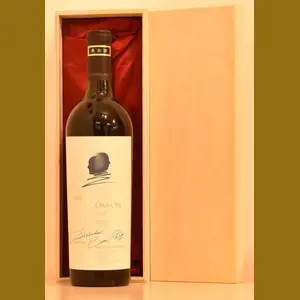 1989 Robert Mondavi & Baron Philippe-Rothchild Opus Oneアメリカ産ヴィンテージワイン